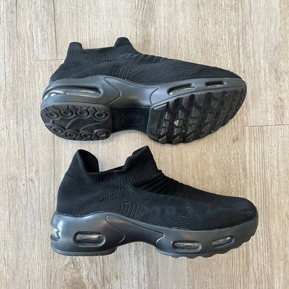 Unisex Black Slip On Work Shoes - W10 / M8 - Picture 2 of 9